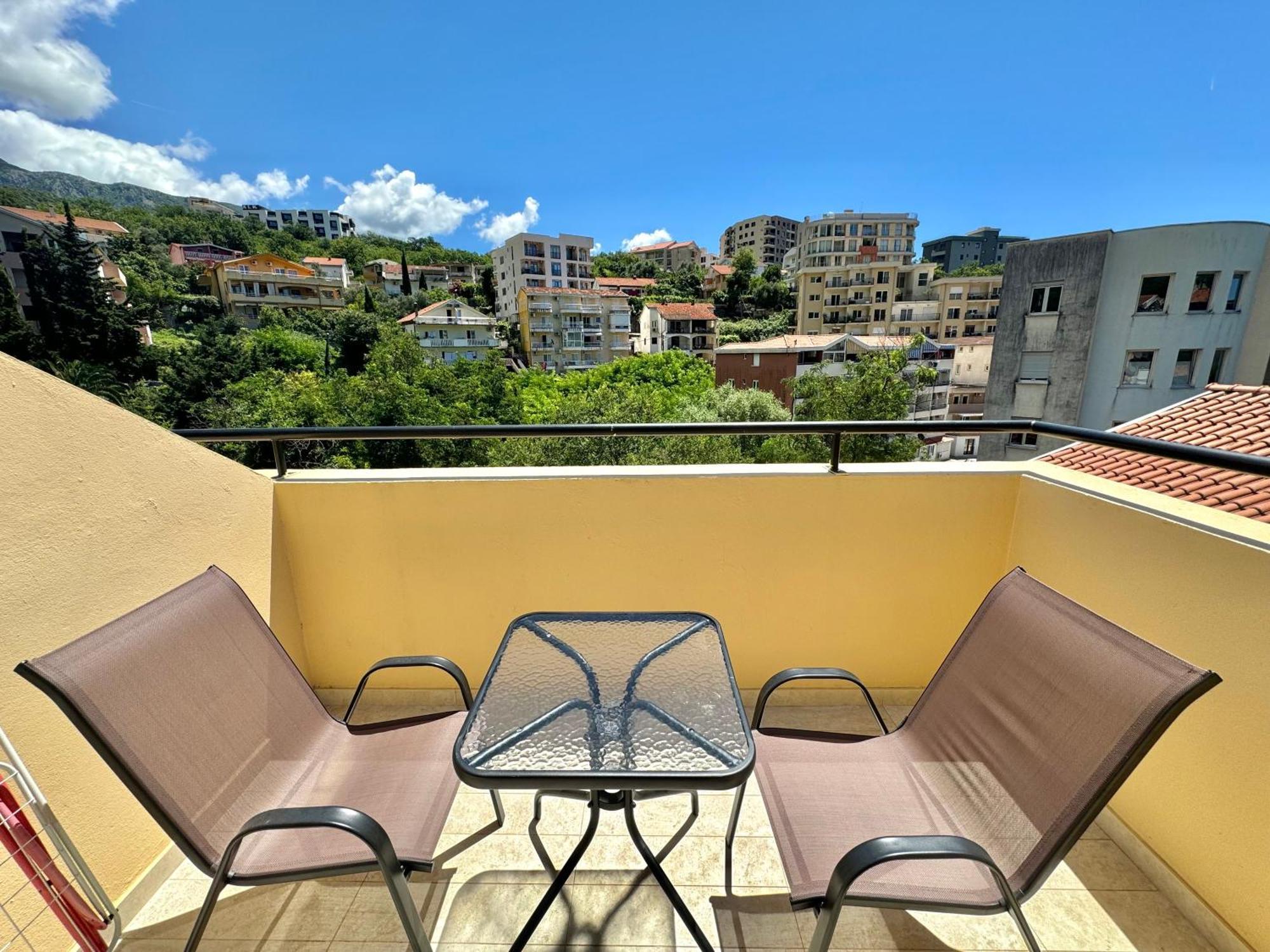 For-A Apartmani Bečići Exterior foto